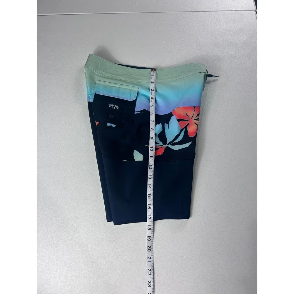 Billabong Mens Tribong Pro Upcycler Boardshorts Navy Floral Ombre Size‎ 28 NEW